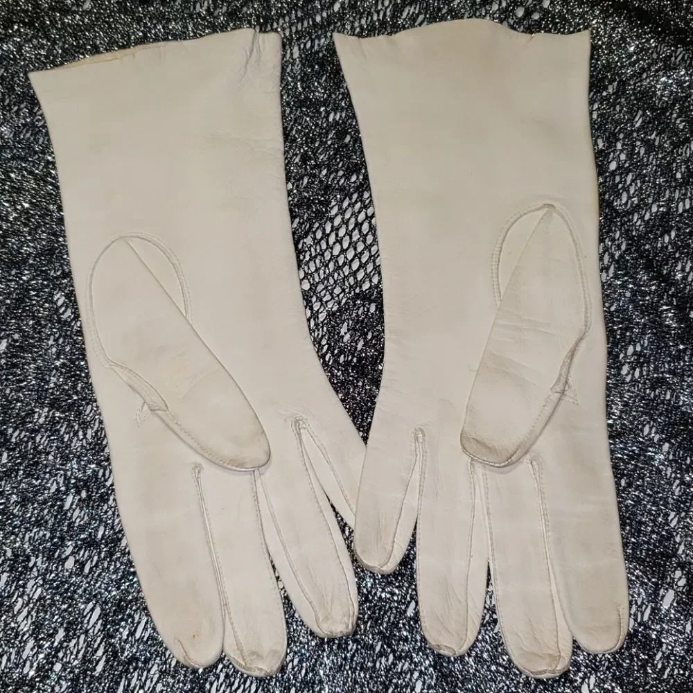 VNTG White Suede Leather Rhinestone Gloves
